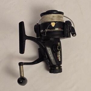 Shakespeare Sigma Supra 050 Spinning Reel 2500-050 Made in Japan Vintage Black